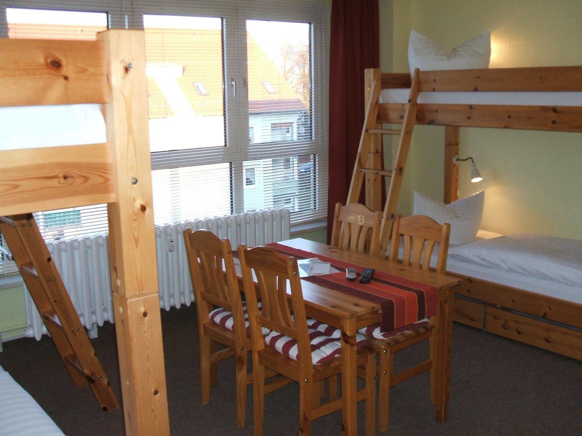 באד דובראן Hostel & Bistro Haus Der Horizonte מראה חיצוני תמונה