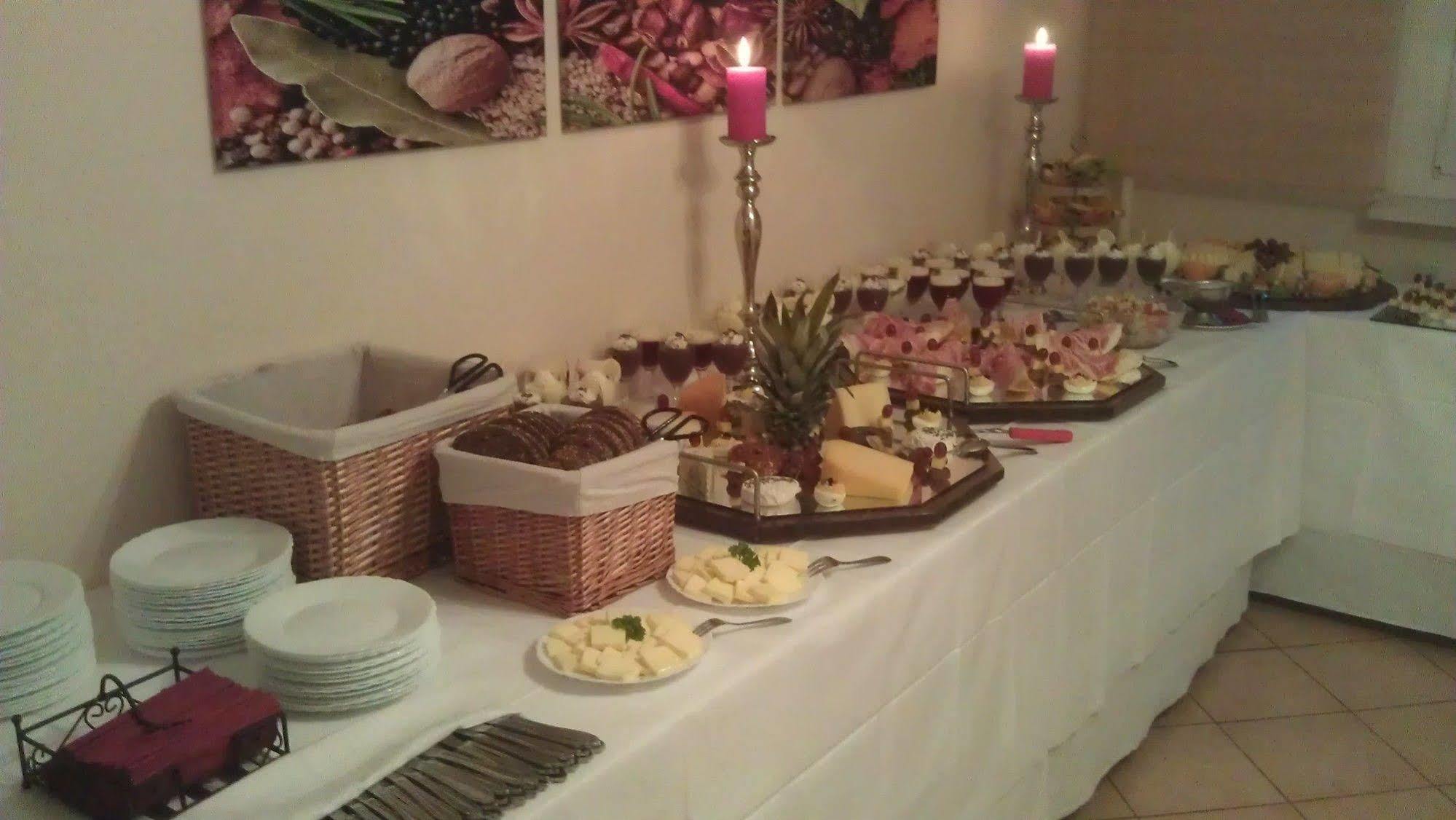 באד דובראן Hostel & Bistro Haus Der Horizonte מראה חיצוני תמונה