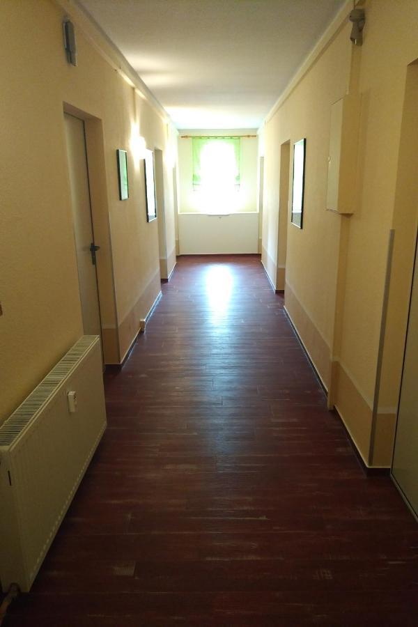 באד דובראן Hostel & Bistro Haus Der Horizonte מראה חיצוני תמונה